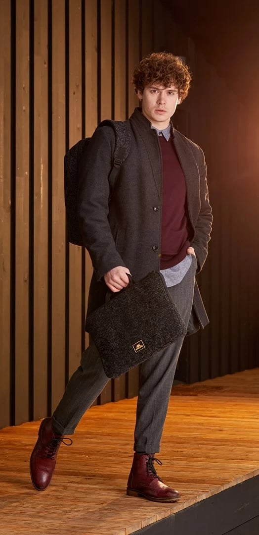 Mbështjellës laptopi RivaCase Anvik 13.3", i zi, me dorezë Mbështjellës laptopi RivaCase Anvik 13.3", i zi, me dorezë