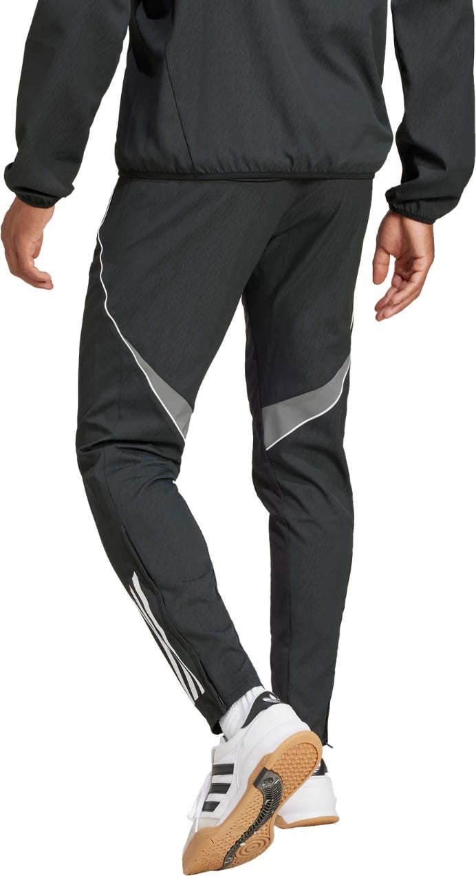 Pantallona sportive adidas për meshkuj, të zeza