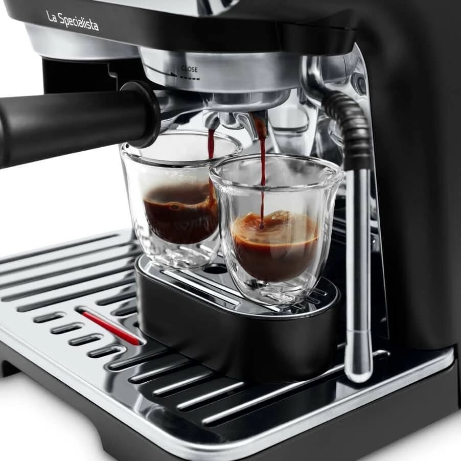 Makine kafeje DeLonghi La Specialista Arte, e zezë