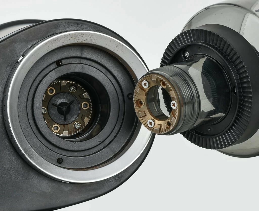 Bluarës kafeje Blaupunkt FCM501, 250g, i zi/argjendtë