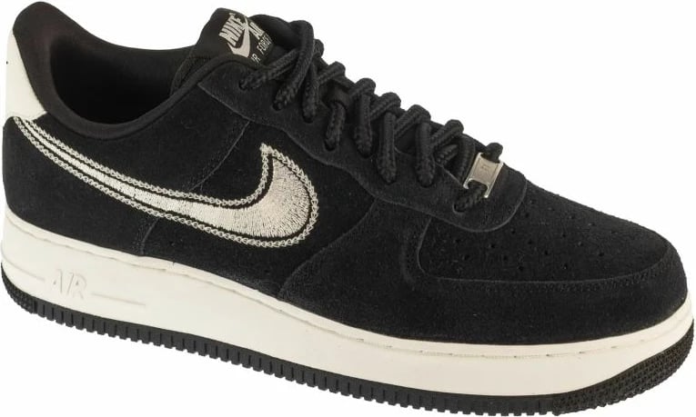 Atlete Nike për meshkuj, të zeza