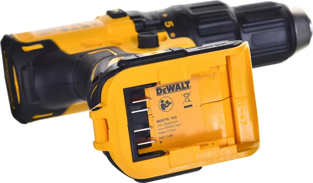 Makineri goditëse/vidash DeWalt DCD778S2T-QW, 18V, 1.5 Ah, 2 bateri, zi/verdhe, set Makineri goditëse/vidash DeWalt DCD778S2T-QW, 18V, 1.5 Ah, 2 bateri, zi/verdhe, set