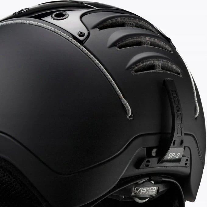 Helmetë ski CASCO SP-2 Carbonic Visor, M, e zezë