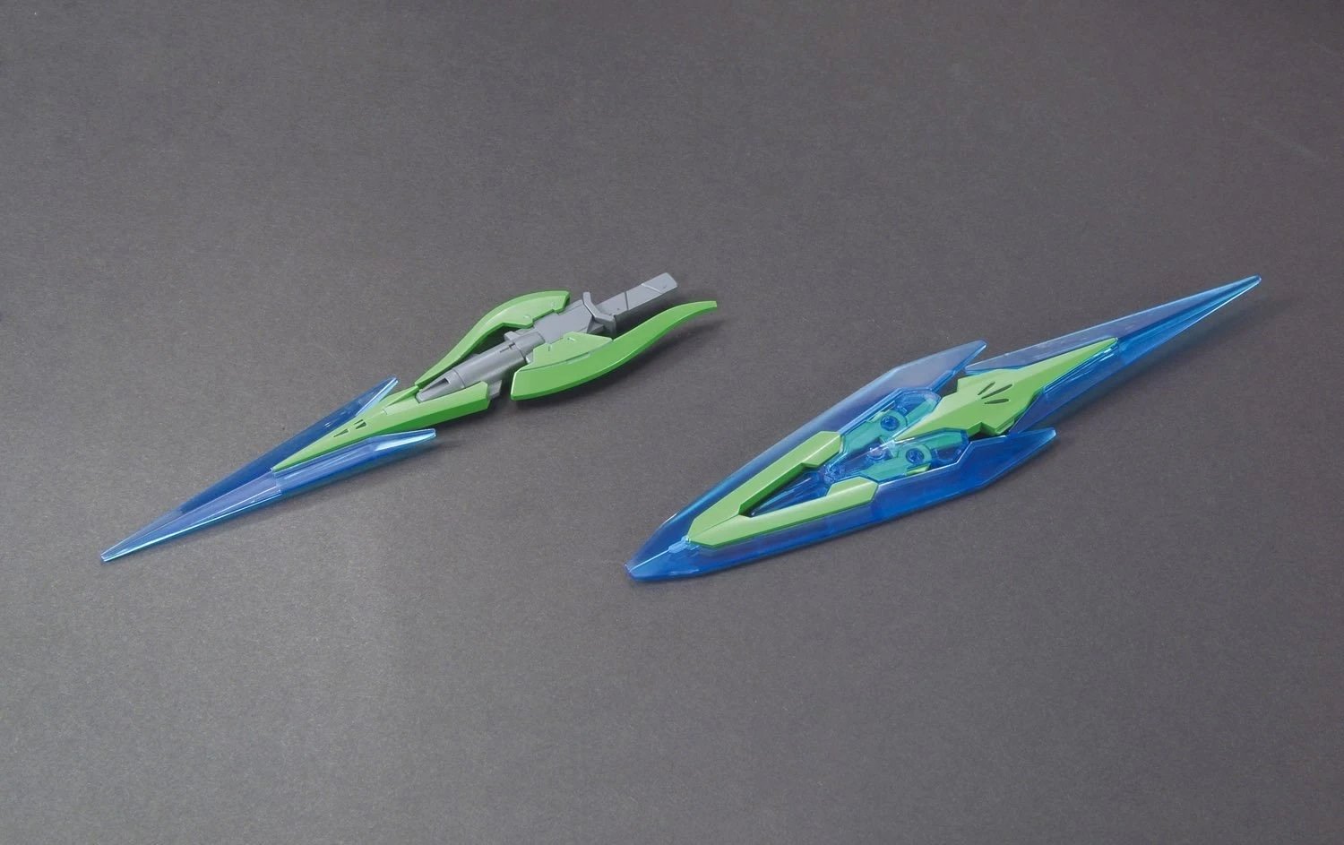 Model ndërtimi Bandai HGBF Gundam 00 Shia Qan[T] 1/144, koleksion