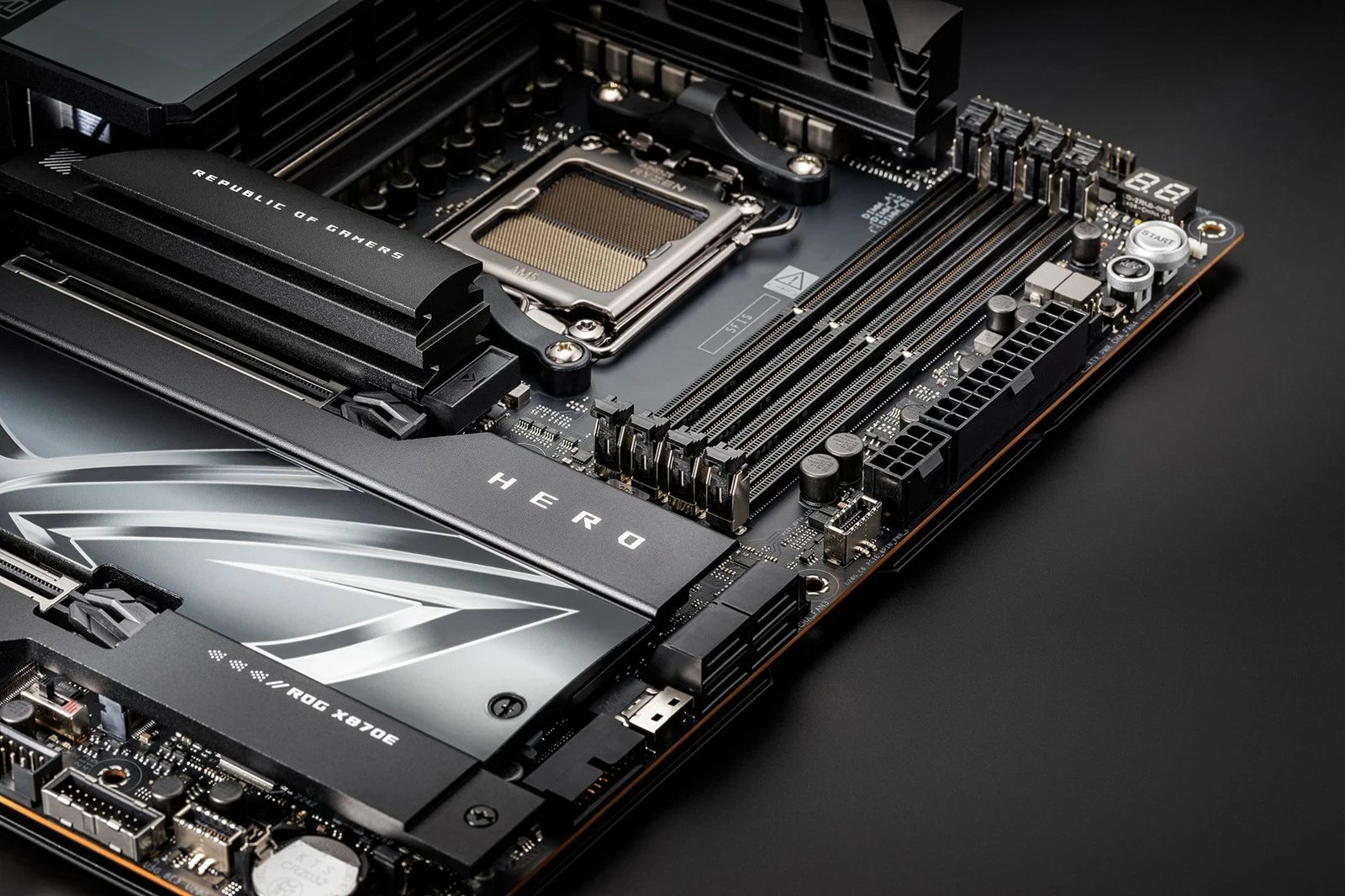 Pllakë amë ASUS ROG CROSSHAIR X870E HERO, Socket AM5, ATX Pllakë amë ASUS ROG CROSSHAIR X870E HERO, Socket AM5, ATX
