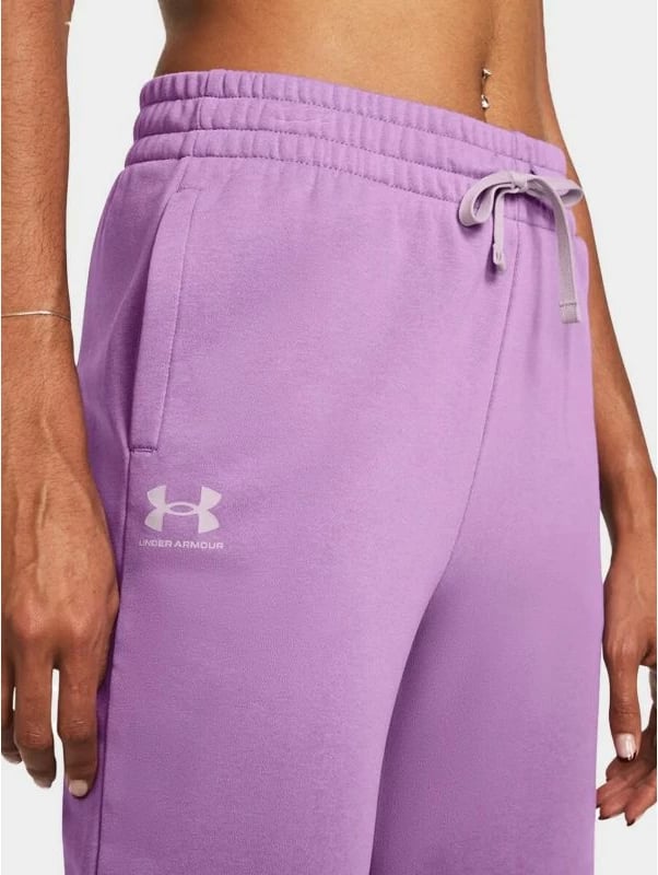 Pantallona sportive për femra Under Armour, të kuqe