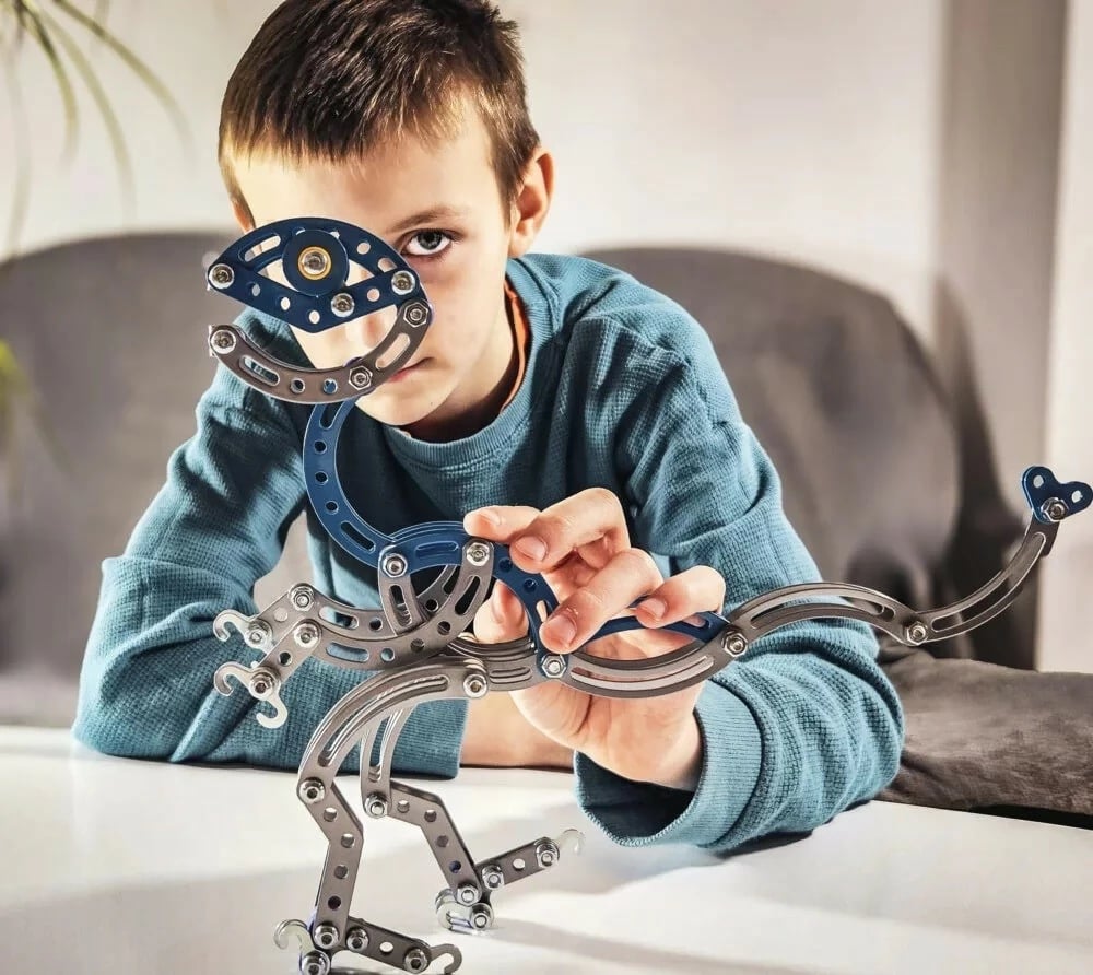 Set ndërtimi dinosaur Velociraptor Alexander Small Constructor, 202 pjesë, metalik