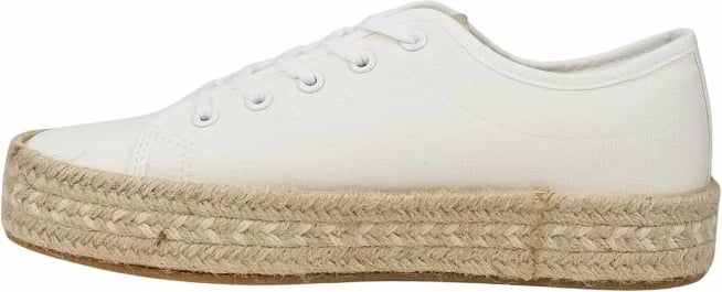 Atlete femra Lee Cooper, të bardha