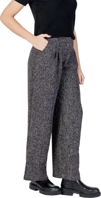 Pantallona Jacqueline De Yong femra, të zeza