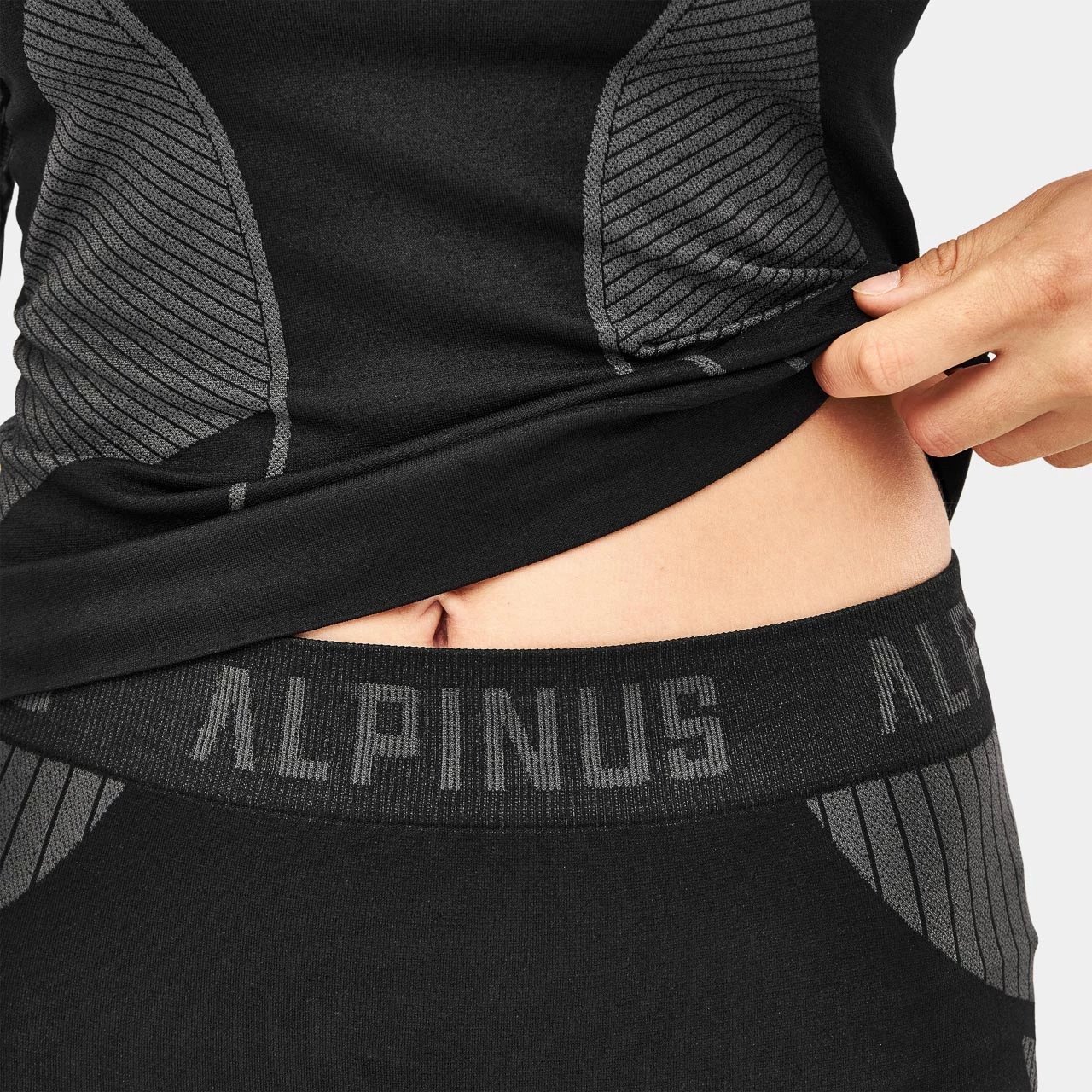 Të brendshme termike për femra Alpinus, të zeza