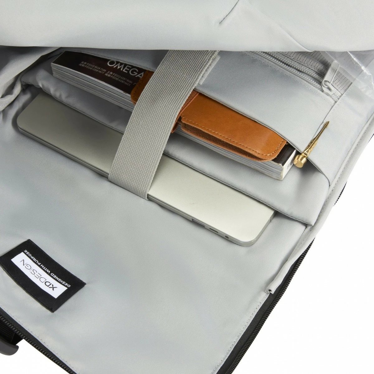 Çantë shpine XD DESIGN Urban Flap-Top P706.2625, për laptop 16", 18-23L, blu navy