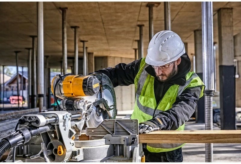 Sharrë elektrike DeWALT DWS780, 1675W, 3800 RPM, teh 30.5cm, AC