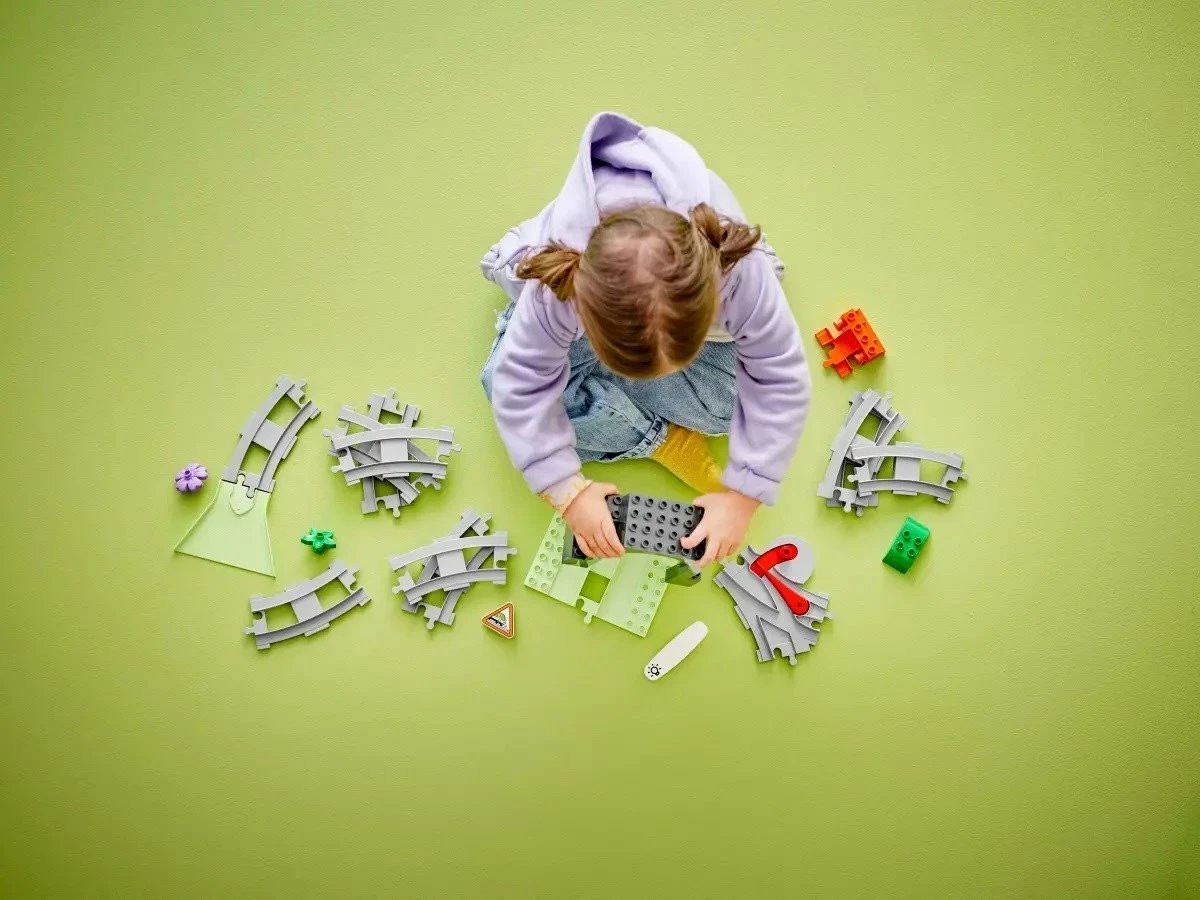 Set hekurudhor LEGO DUPLO 10425 Tunel dhe Shina, 20 pjesë