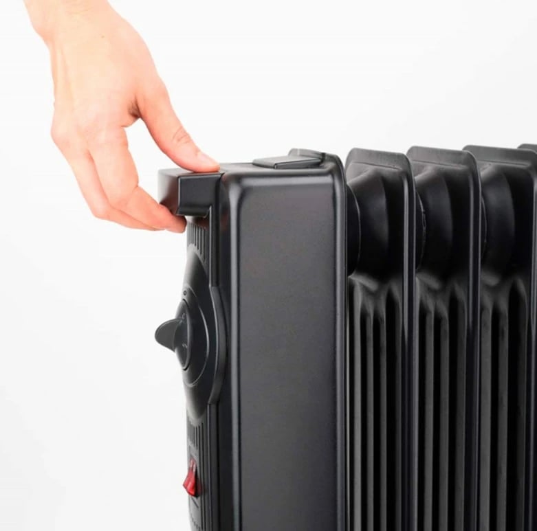 Radiator me vaj BLACK+DECKER BXRA1500E, 1500 W, i zi