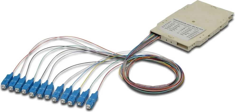 Kasetë për fibra optike DIGITUS me 12 pigtails, SC, OM3
