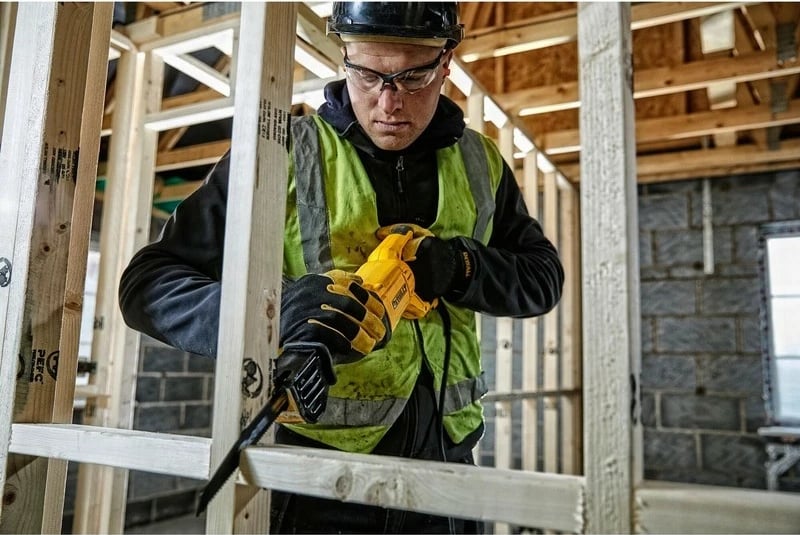 Sharrë reciproke DeWALT DWE305PK-QS, 1100W, 2800 spm, 10cm, e verdhë/zezë Sharrë reciproke DeWALT DWE305PK-QS, 1100W, 2800 spm, 10cm, e verdhë/zezë