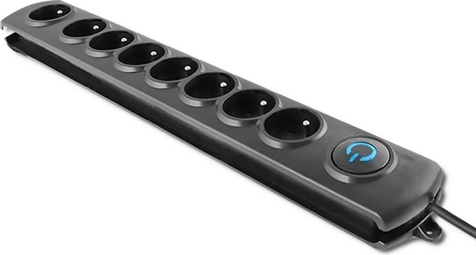 Prizë mbrojtëse Qoltec 50114 me 8 dalje, 3m, e zezë