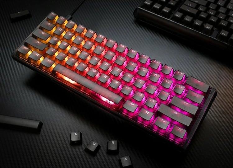 Tastierë mekanike Ducky One 3 Mini, RGB, Cherry MX Red, USB Type-C, e zezë