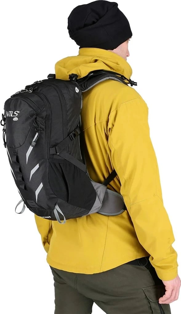 Çantë shpine NILS eXtreme Ghoster 20l, e zezë