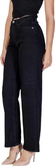 Xhinse Vero Moda femra, të zeza Xhinse Vero Moda femra, të zeza