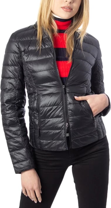 Jakne për femra Armani Exchange, e zezë