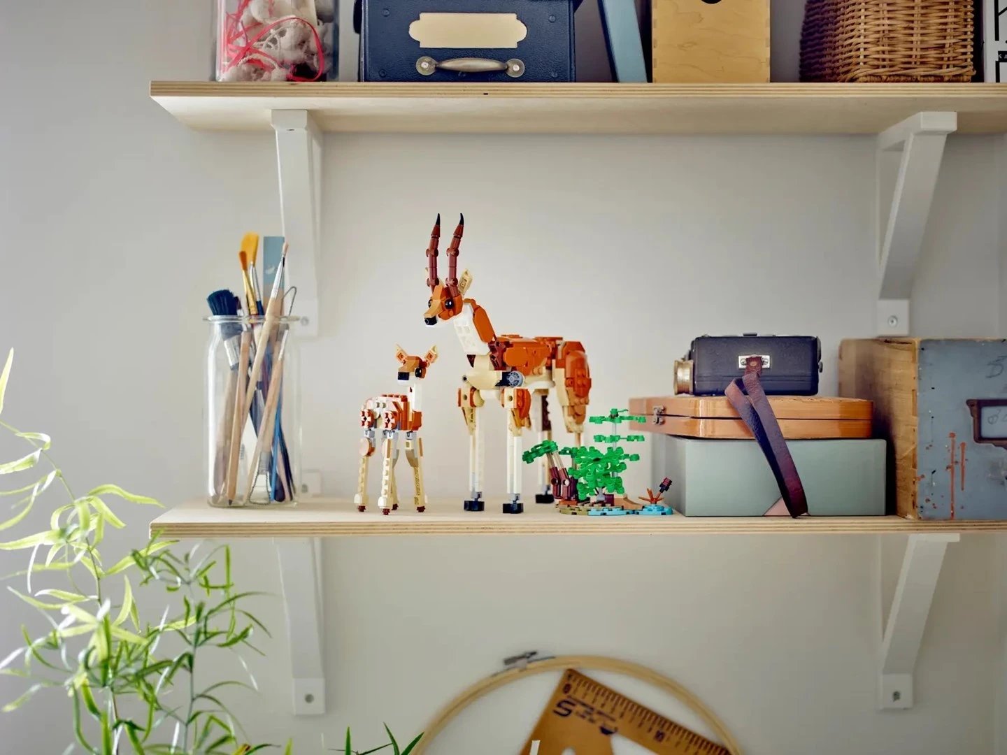 Set LEGO Creator 3 në 1 31150 Wild Safari Animals