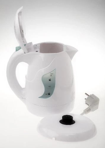 Vluese uji Adler AD 08, 1 L, 850 W, e bardhë 