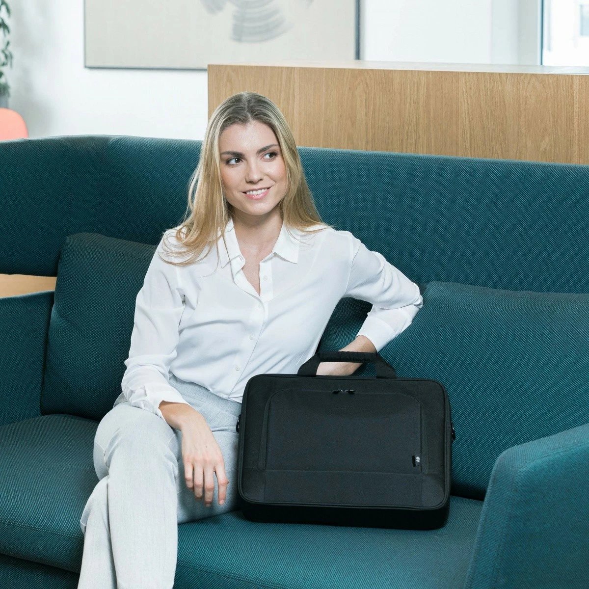 Çantë laptopi, DICOTA, Eco Top Traveller BASE D31671-RPET, 15-17.3 inch, e zezë