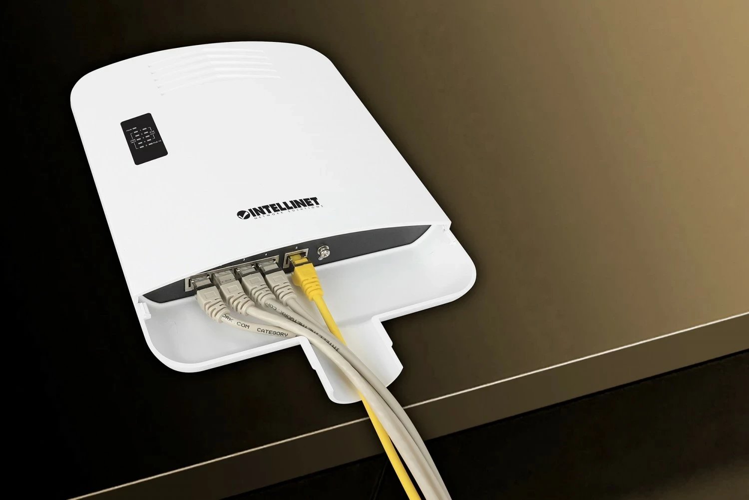 Switch Intellinet 509220, 5 porte Gigabit, POE++, jashtëm