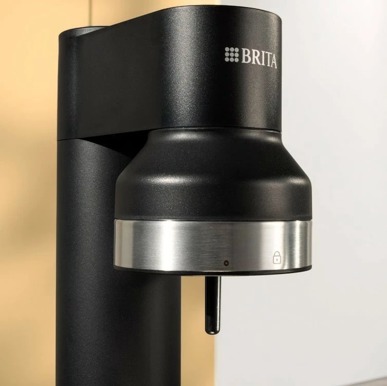 Saturator uji Brita sodaTRIO, me cilindër CO2, shishe qelqi dhe çelik, e zezë Saturator uji Brita sodaTRIO, me cilindër CO2, shishe qelqi dhe çelik, e zezë