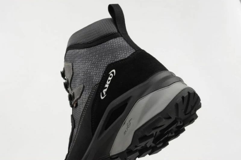 Atlete trekking për meshkuj Aku, të zeza/gri