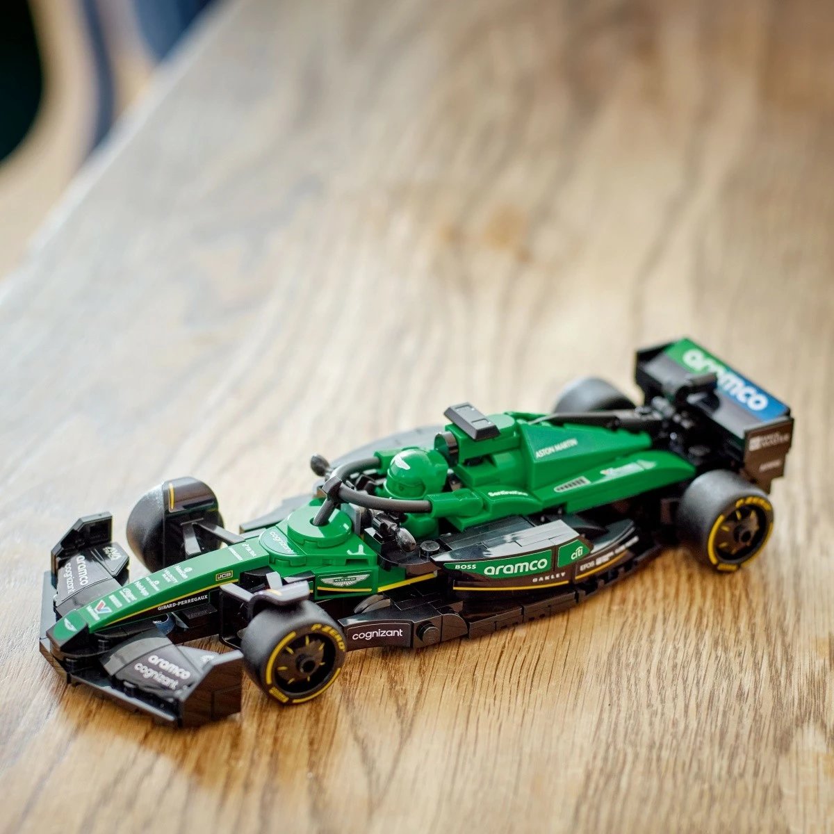Set ndërtimi LEGO Speed Champions Aston Martin Aramco F1 AMR24, 269 pjesë, Jeshile