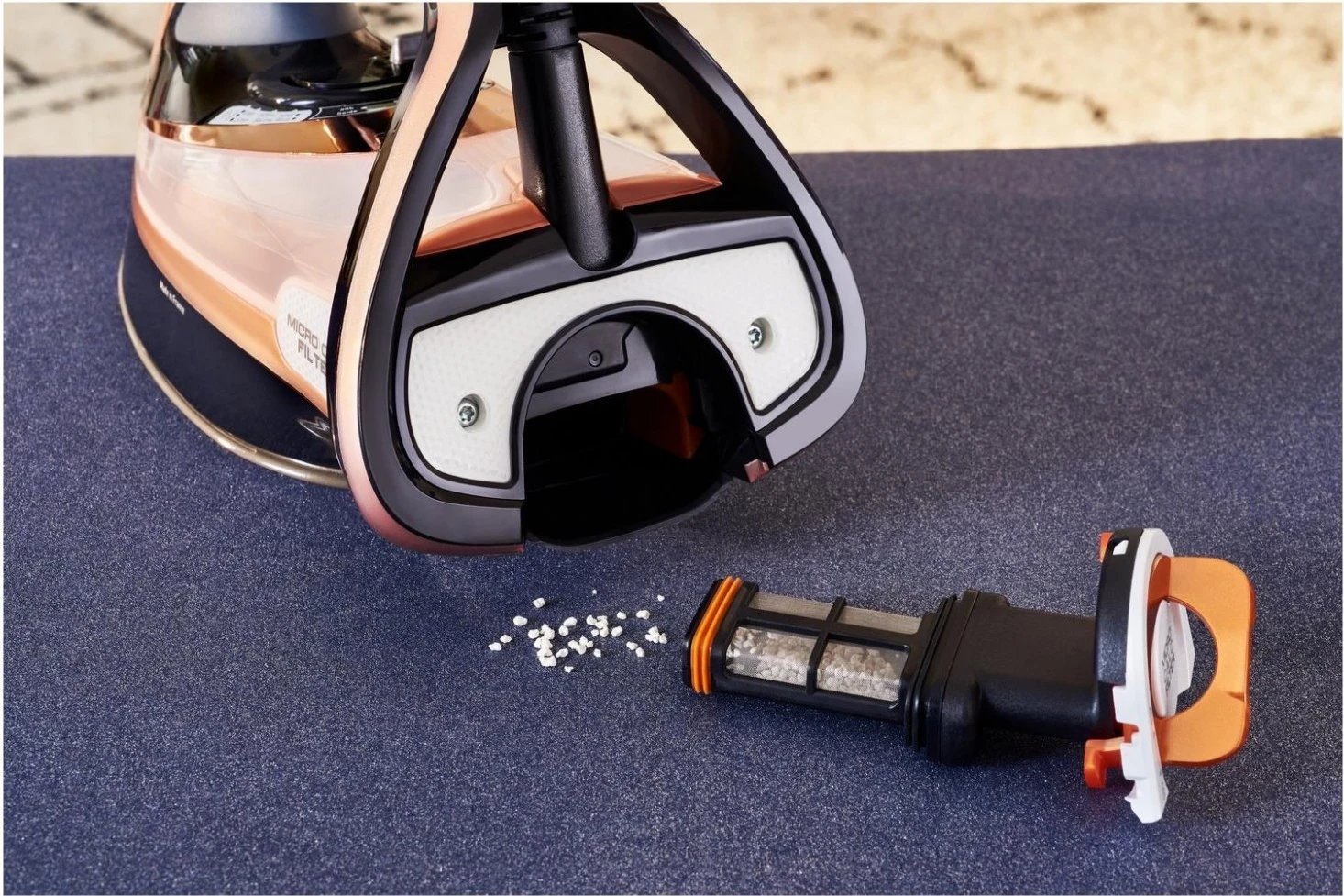 Hekurosje me avull Tefal FV9865 Ultimate Pure, e zezë