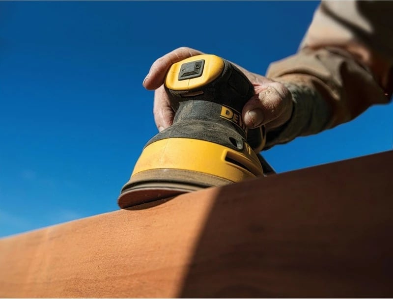 Lëmues orbital DeWALT 125mm 280W, zi/verdhe Lëmues orbital DeWALT 125mm 280W, zi/verdhe