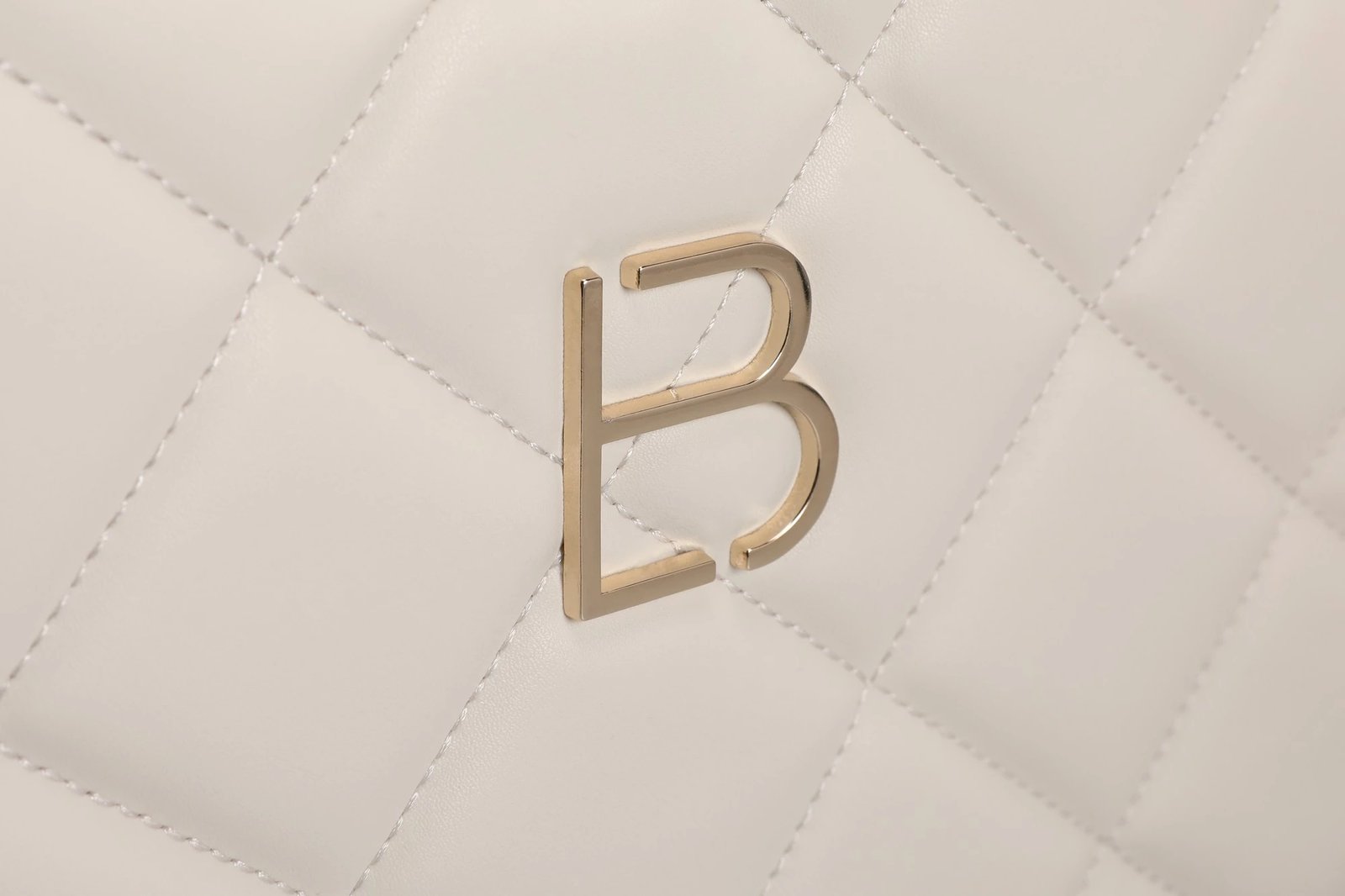 Çantë krahu Lucky Bees, krem, 410