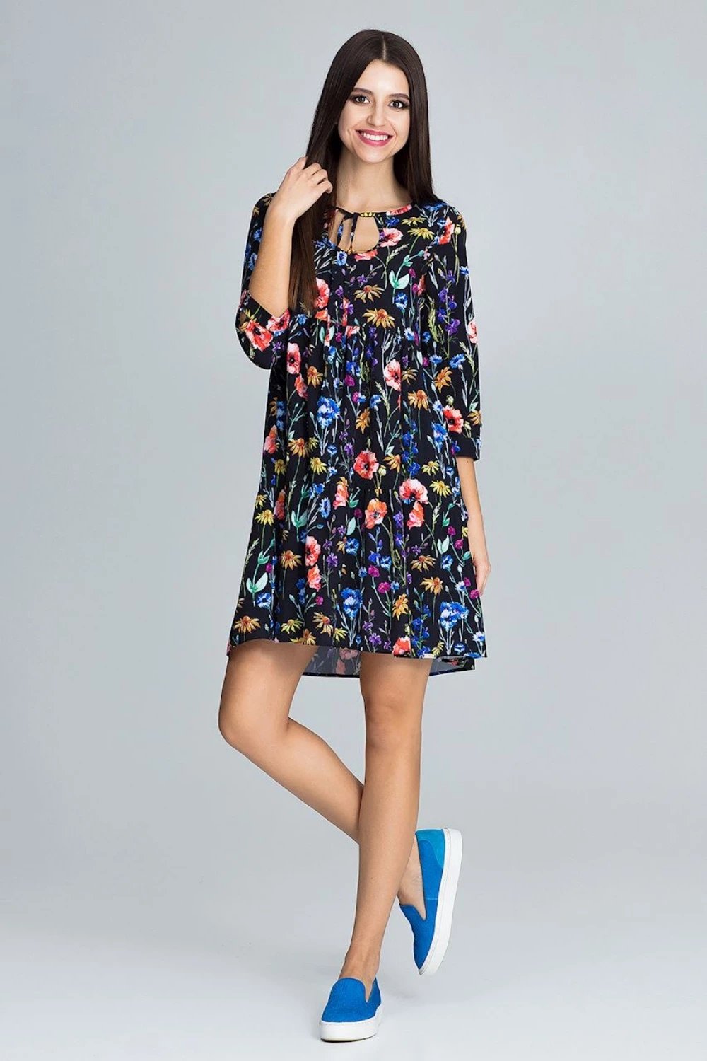 Fustan Figl model 116235 për femra, i zi