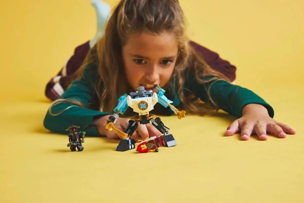 Set LEGO NINJAGO Zane's Battle Suit Mech 71827, 92 pjesë, me 2 minifigura