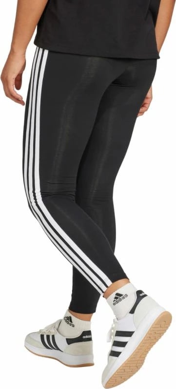 Hellonke adidas për femra, të zeza
