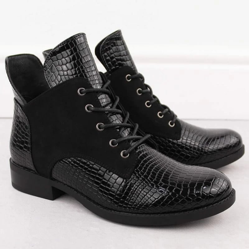 Çizme të shkurta për femra Vinceza, të zeza