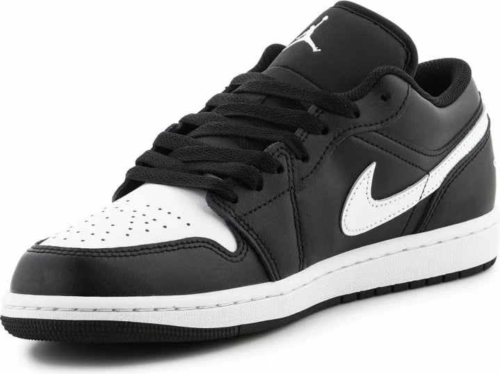 Atlete për meshkuj Nike Jordan, të bardha e të zeza