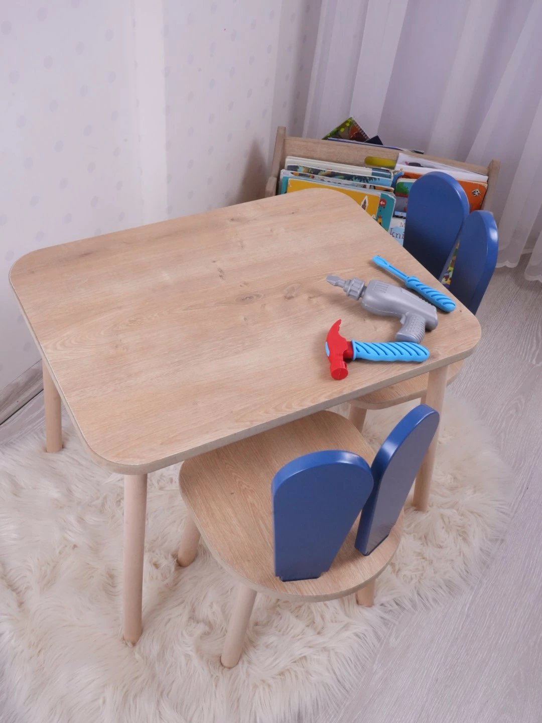 Set tavoline për fëmijë Hanah Home, dy karrige Bunny, blu, kafe