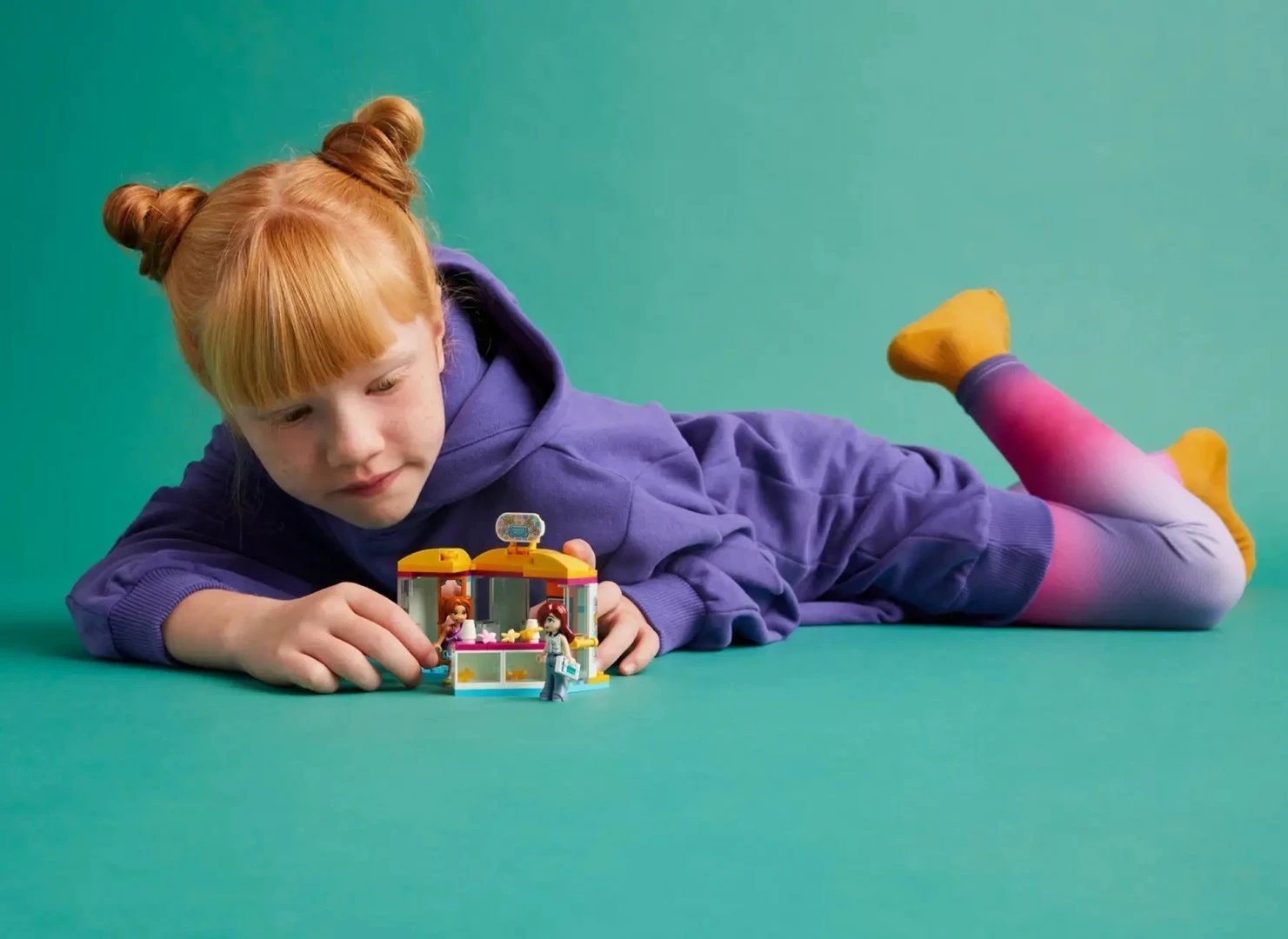 Lodra LEGO Friends 42608, Dyqan i vogël aksesorësh