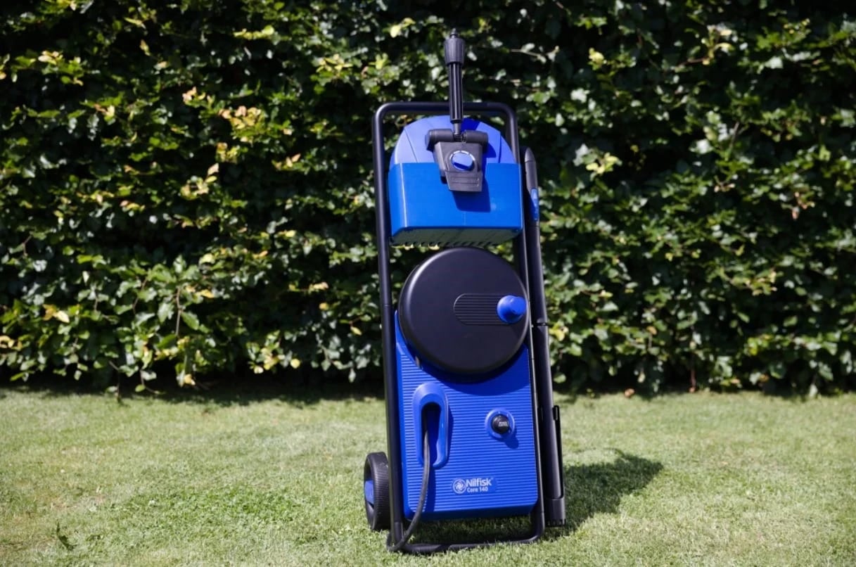 Pastrues elektrik Nilfisk Core, 140-8 PowerControl In-Hand EU,  474 l/h, 1800 W, e kaltër