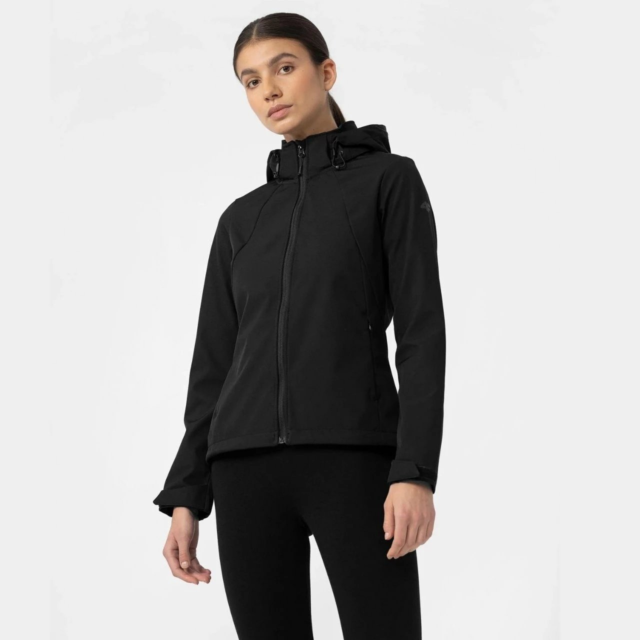 Jakne softshell për femra 4F, e zezë