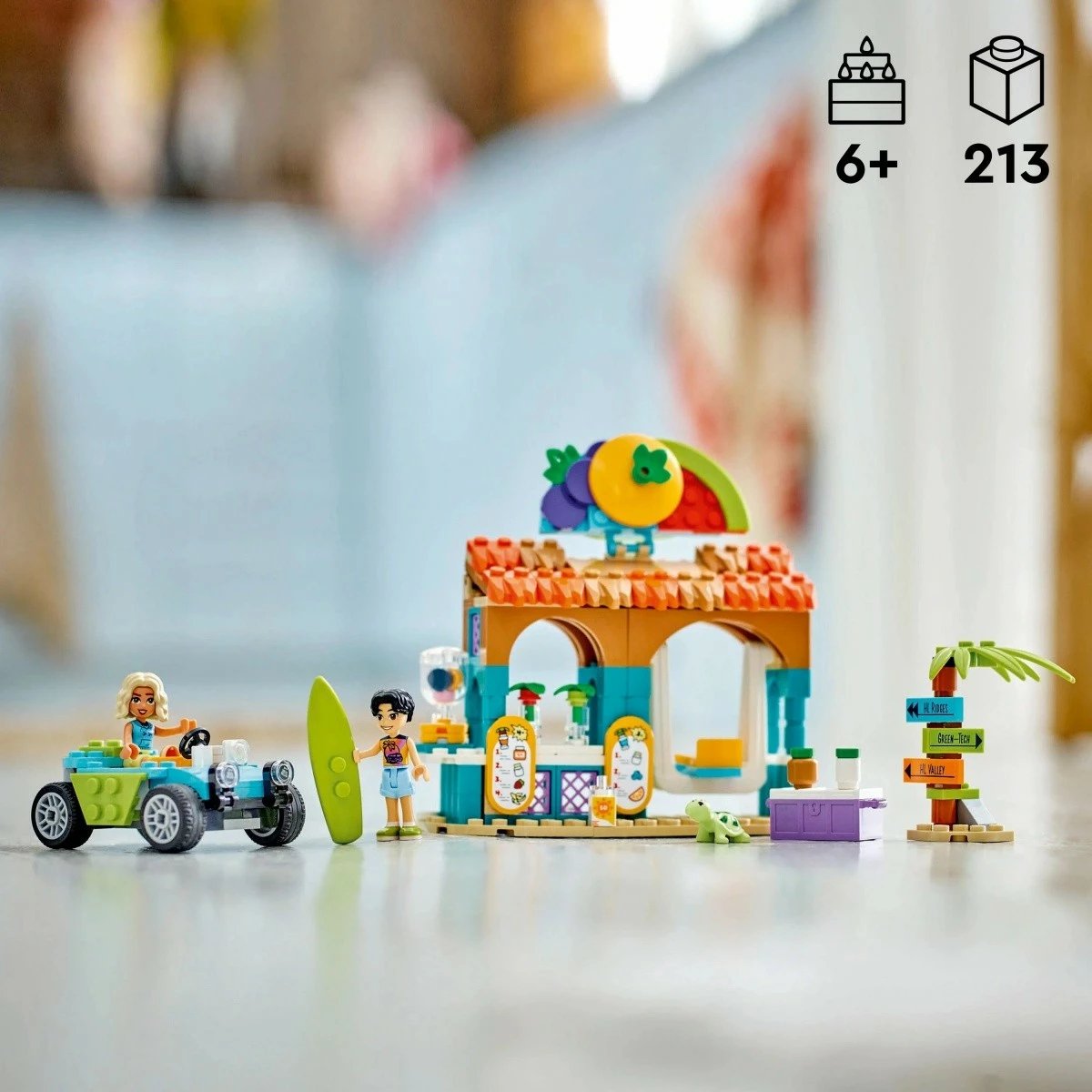 Set ndërtimi LEGO Friends 42625 Beach Cocktail Stand, 213 pjesë, me Nova dhe Niko