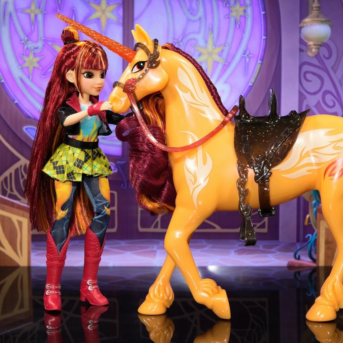 Kukull Unicorn Academy Fashion Valentina Spin Master 24 cm, për vajza, me aksesorë