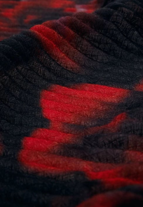 shall femra Desigual, e zezë