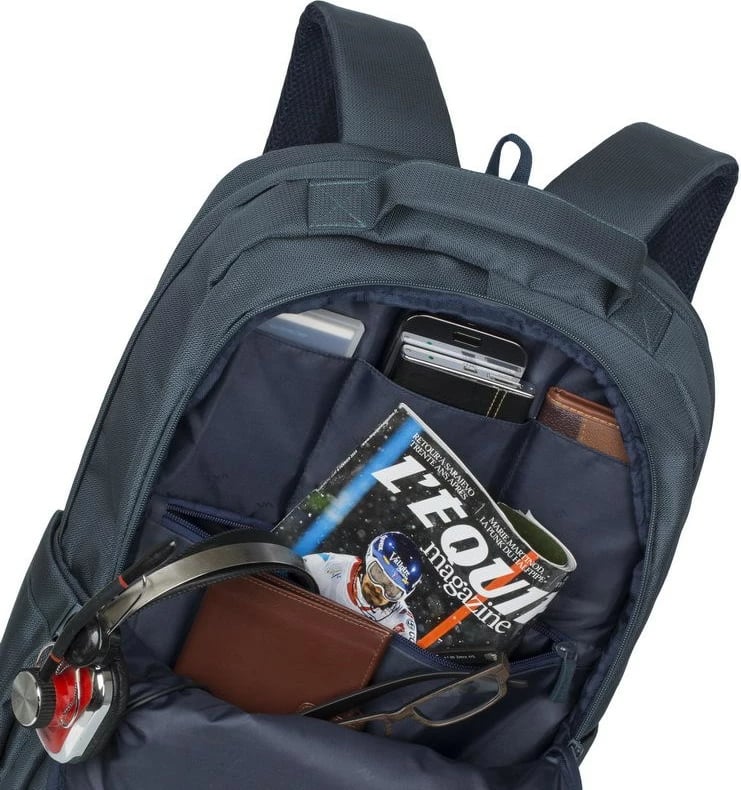 Çantë shpine RivaCase 8460 për laptop 17", poliestër, monokromatike Çantë shpine RivaCase 8460 për laptop 17", poliestër, monokromatike