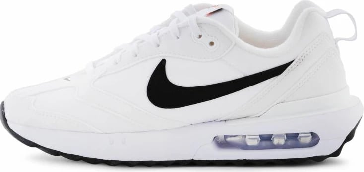 Atlete Nike për meshkuj dhe femra, të bardha