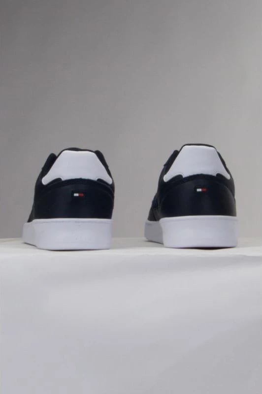 Këpucë Tommy Hilfiger për meshkuj, blu marine